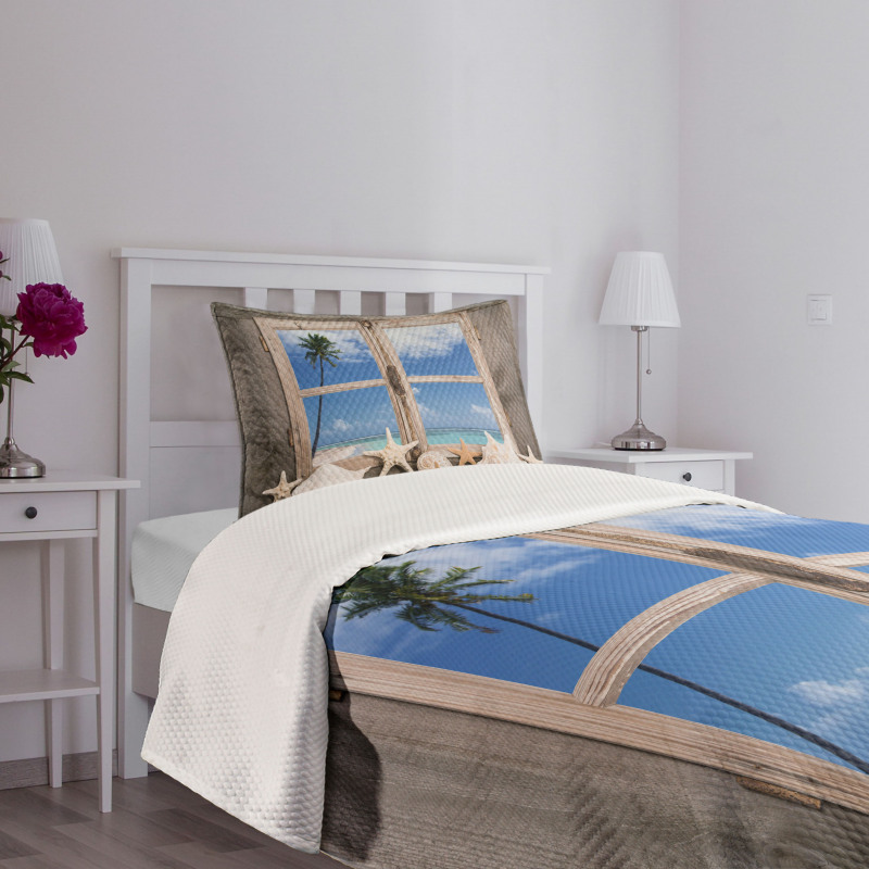 Seashells Starfish Palms Bedspread Set