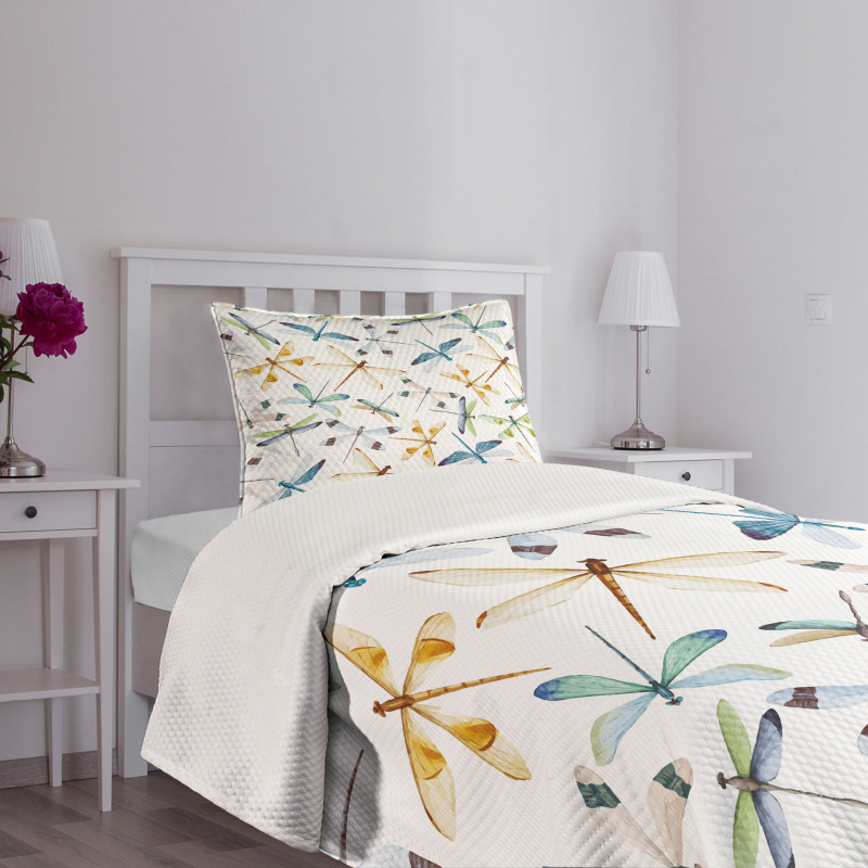 Minimalist Dragonflies Bedspread Set