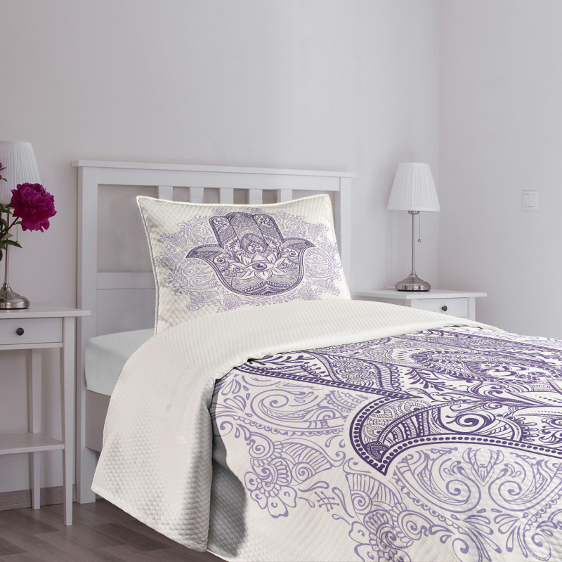 Ornate Hamsa Paisley Bedspread Set