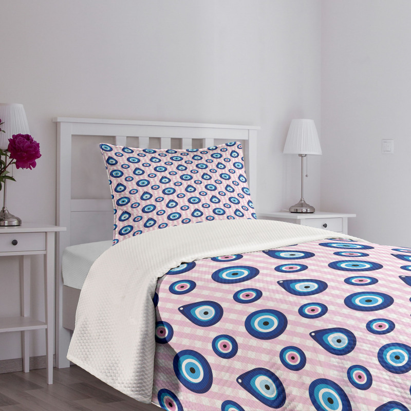 Bead Shapes Checkered Bedspread Set