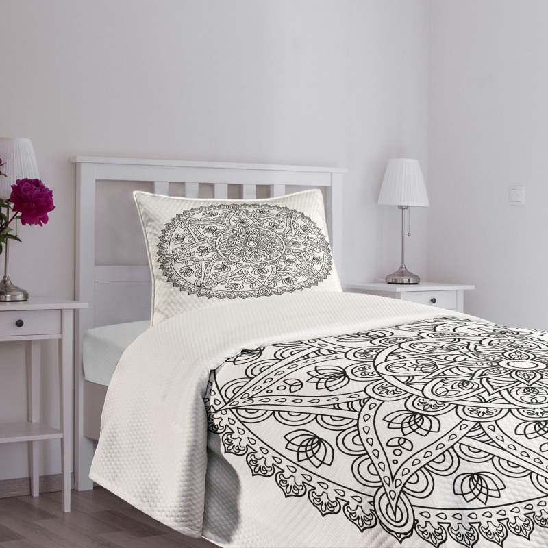 Round Boho Motif Design Bedspread Set