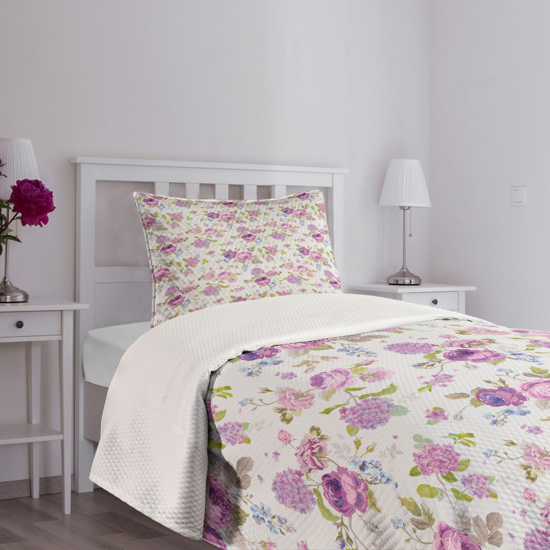 Roses and Violets Bedspread Set