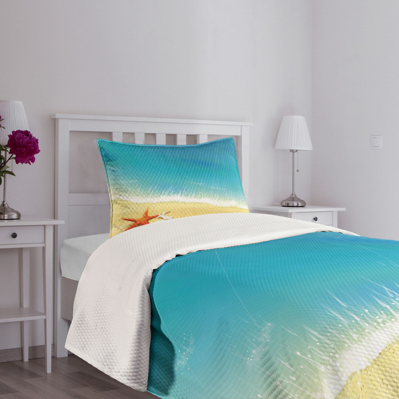 Waves on Beach Bedspread Set