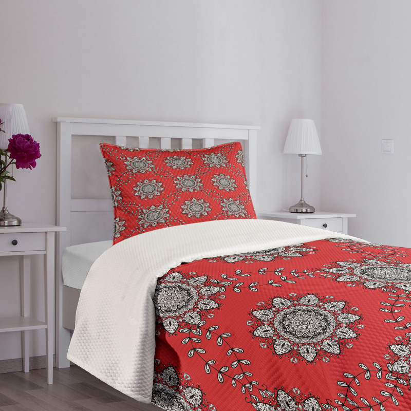 Swirls Floral Mesh Bedspread Set