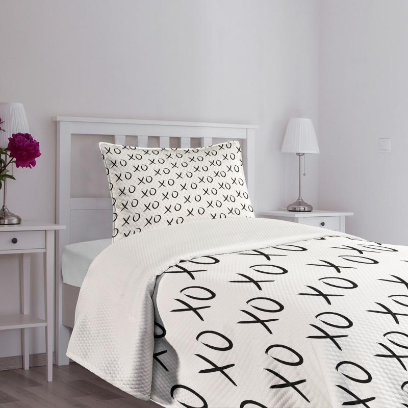 Affection Expression Kisses Bedspread Set