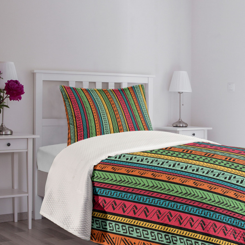 Native Borders Bedspread Set