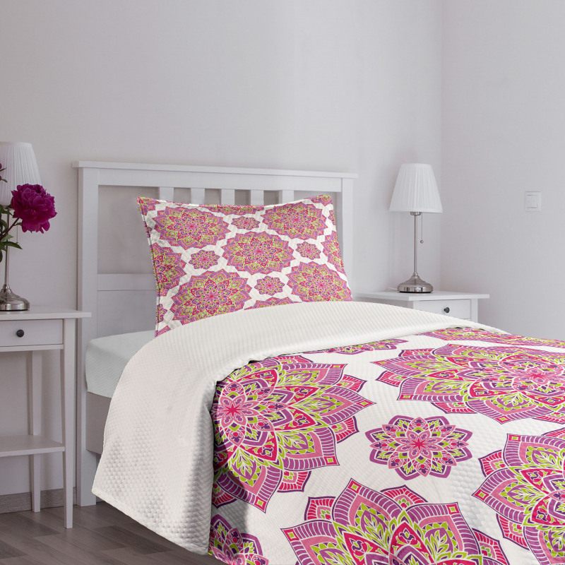 Lotus Essence Bedspread Set