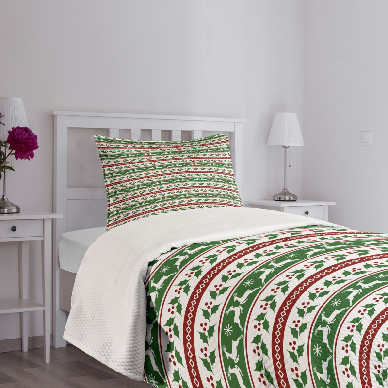 Reindeers Borders Bedspread Set