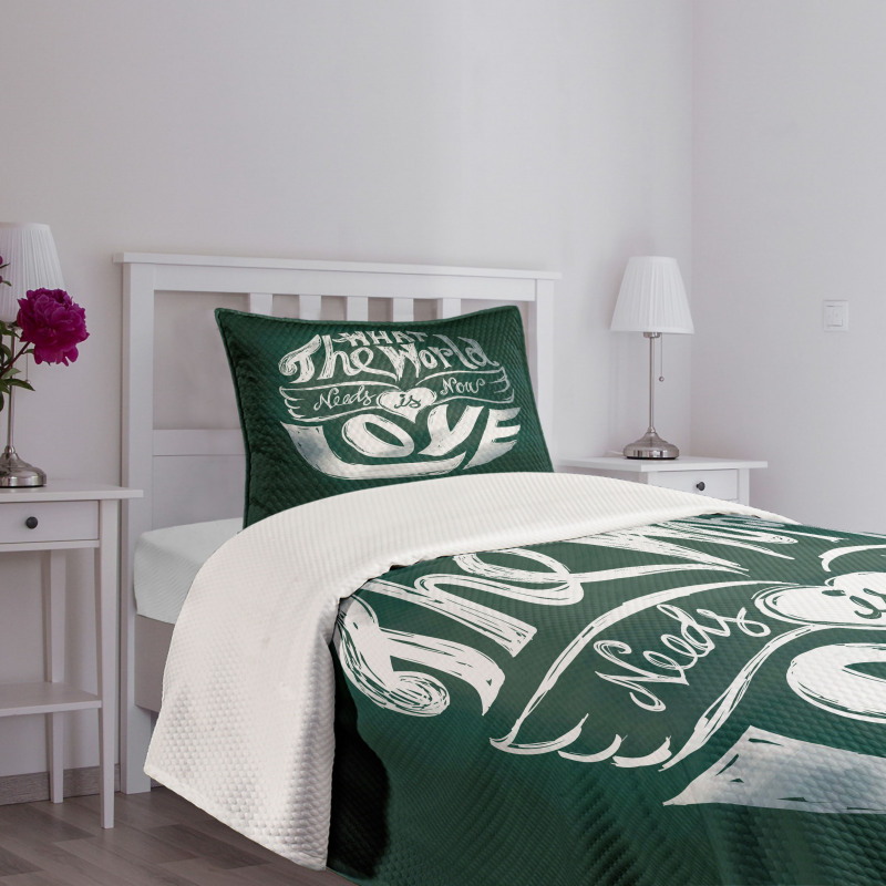 Grunge Art Words Circle Bedspread Set