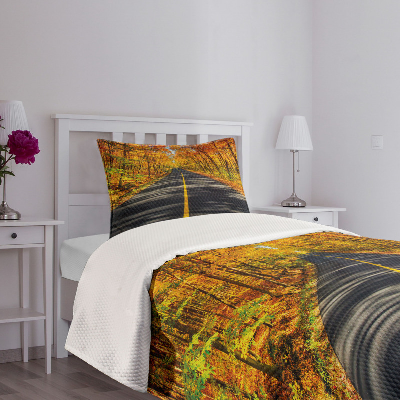 Rural Road Countryside Bedspread Set