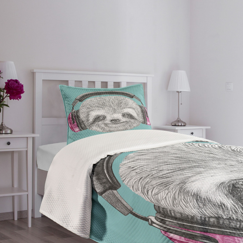 DJ Sloth Headphones Bedspread Set