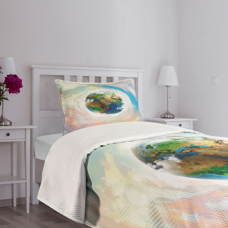 Vibrant Planet Continents Bedspread Set