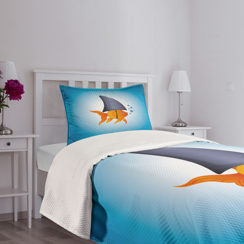 Little Fish Wearing Fin Bedspread Set