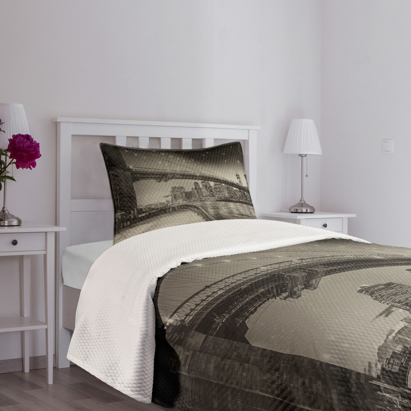 Brooklyn Bridge Night Bedspread Set