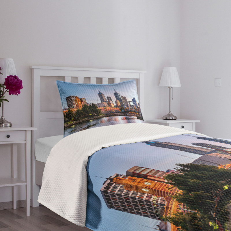 Morning Australia River Bedspread Set