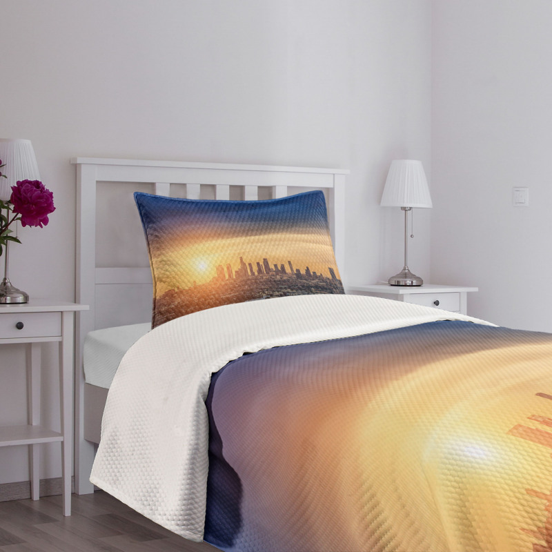 Sunrise at Los Angeles Bedspread Set