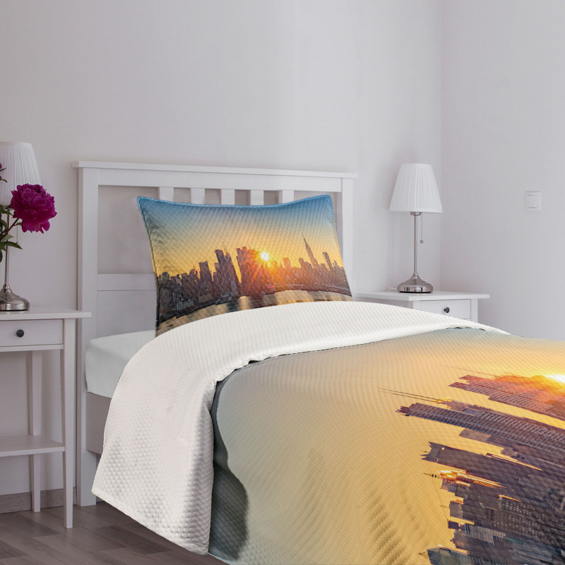 Tranquil Sunrise Midtown Bedspread Set