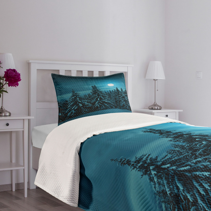 Tranquil Snowy Woodland Bedspread Set