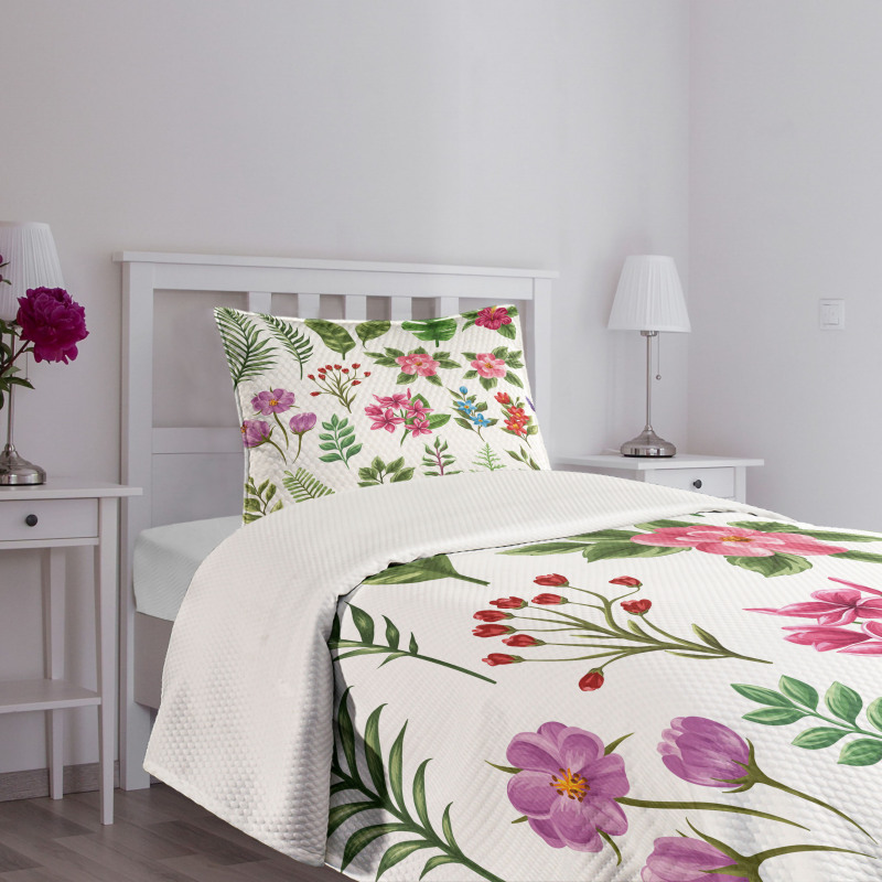 Exotic Flowers and Ferns Bedspread Set