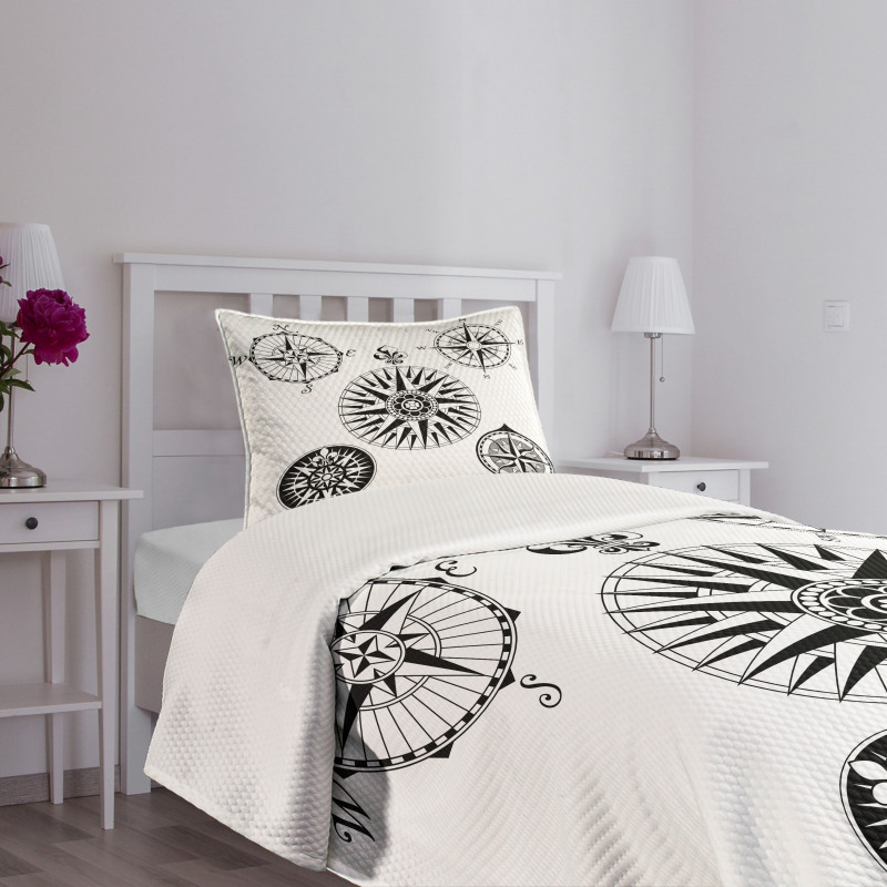 5 Windroses Angles Bedspread Set