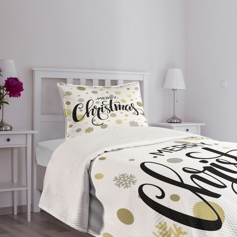 Merry Xmas Snowflake Bedspread Set