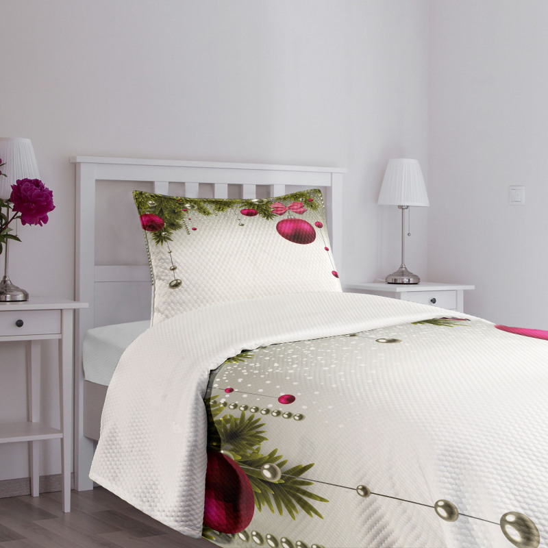 Vivid Fir Twigs Balls Bedspread Set