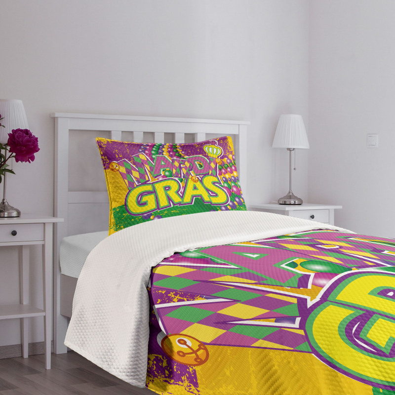 Grunge Beads Letters Bedspread Set