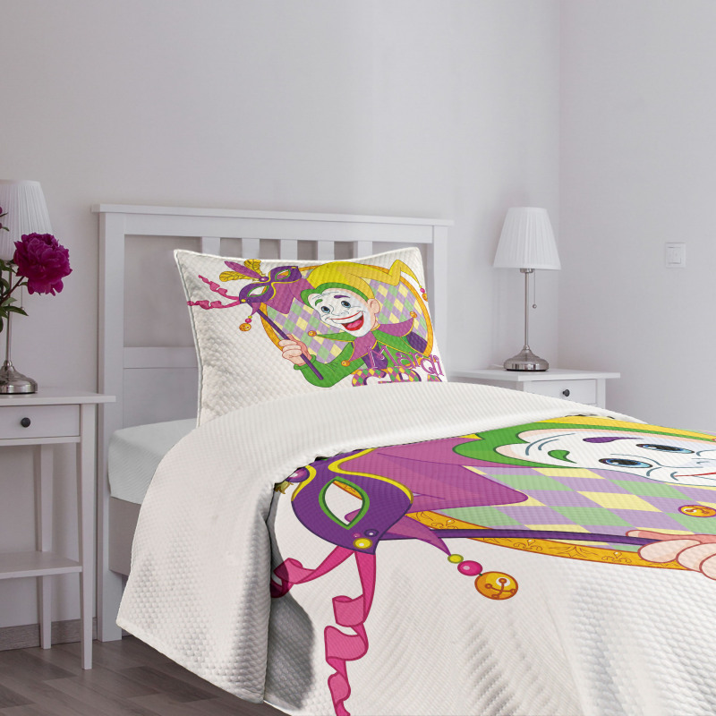 Cartoon Jester Mask Bedspread Set