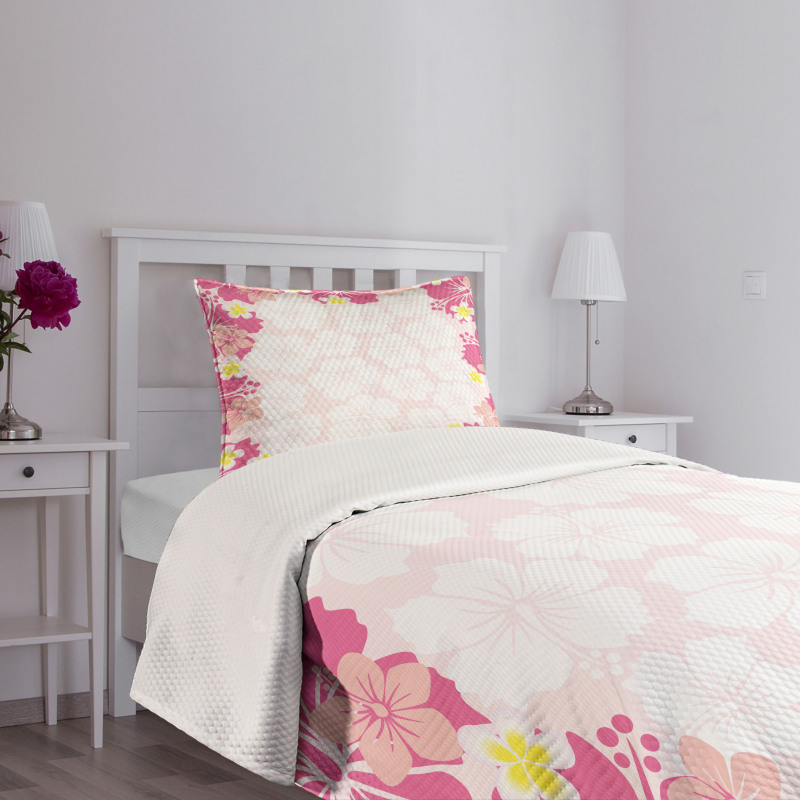 Abstract Hibiscus Nature Bedspread Set