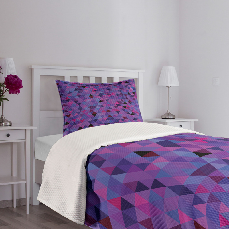 Small Triangles Mosaic Bedspread Set