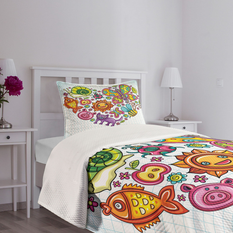 Flora and Fauna Heart Bedspread Set