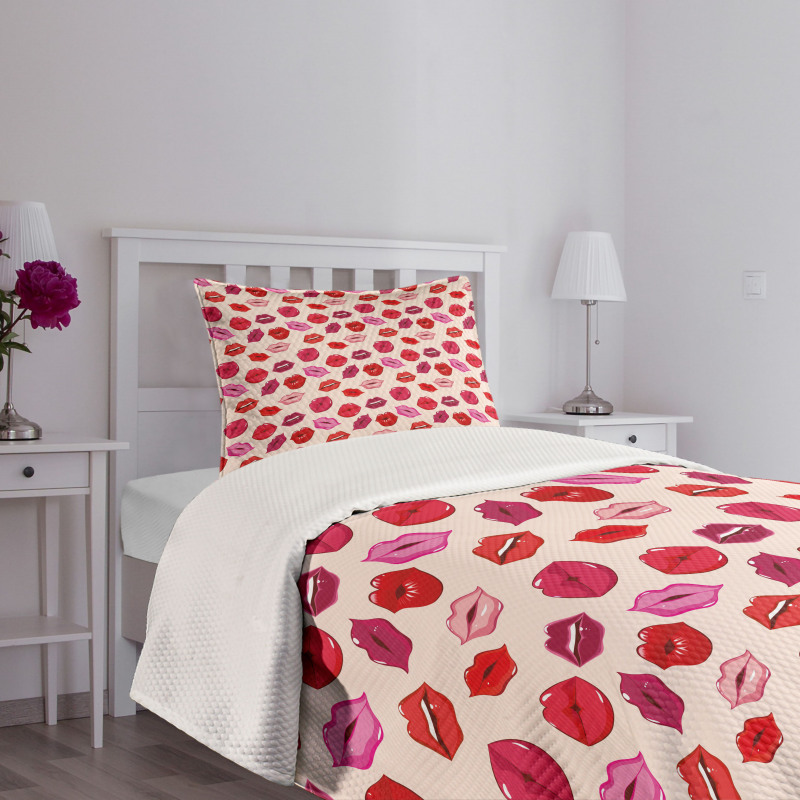 Vivid Colored Lips Glamour Bedspread Set