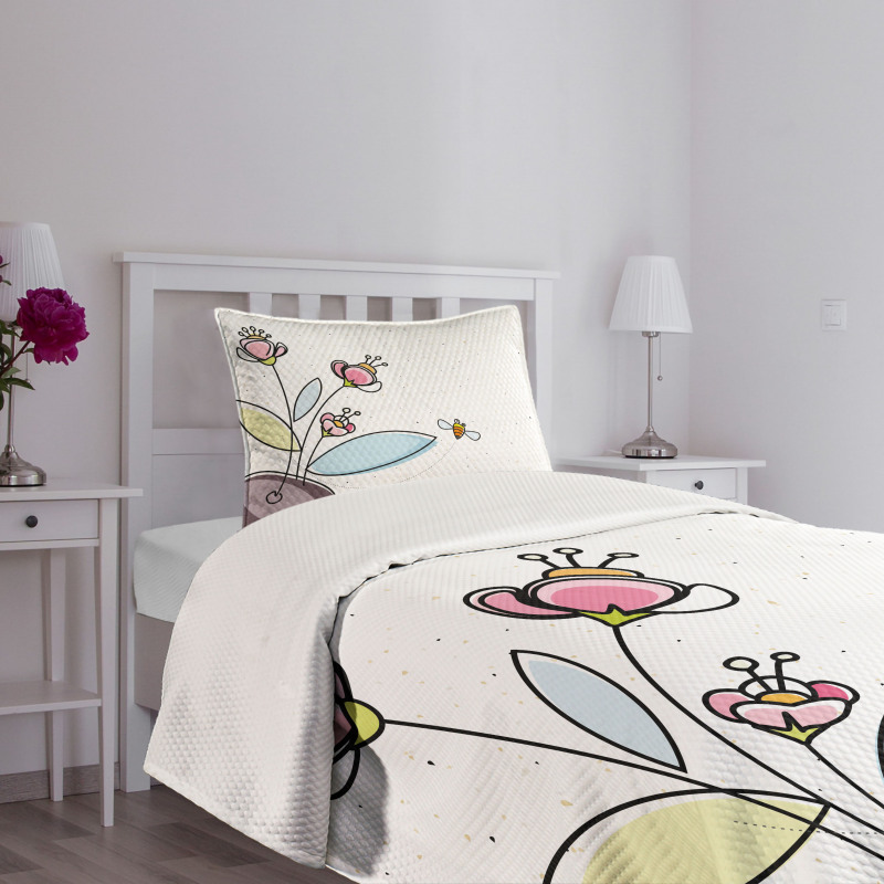 Flower Pot with Blossoms Bedspread Set