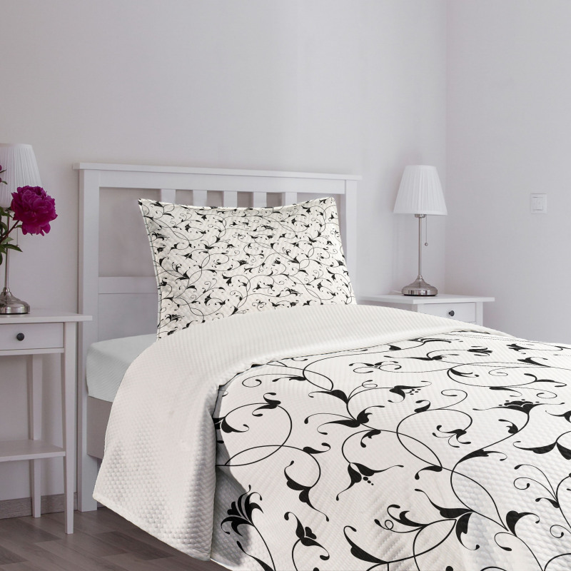 Oriental Leaf Designs Bedspread Set