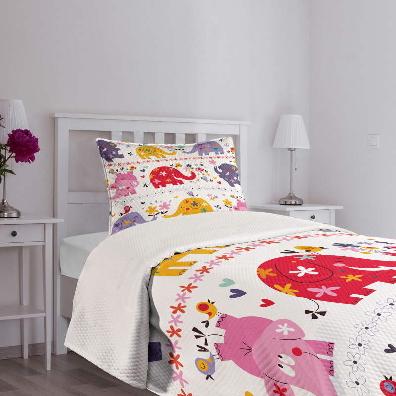 Happy Dancing Animals Bedspread Set