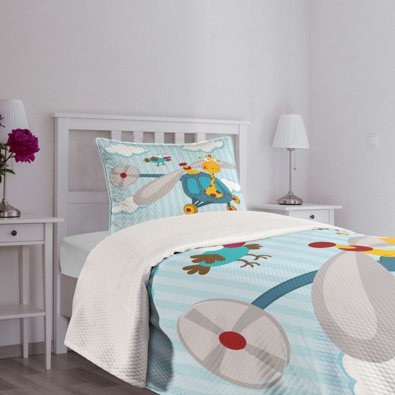 Funny Giraffe and Bird Bedspread Set