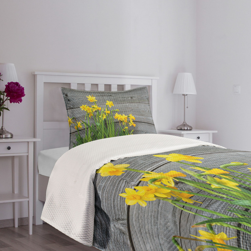 Daffodil Bouquet Bedspread Set