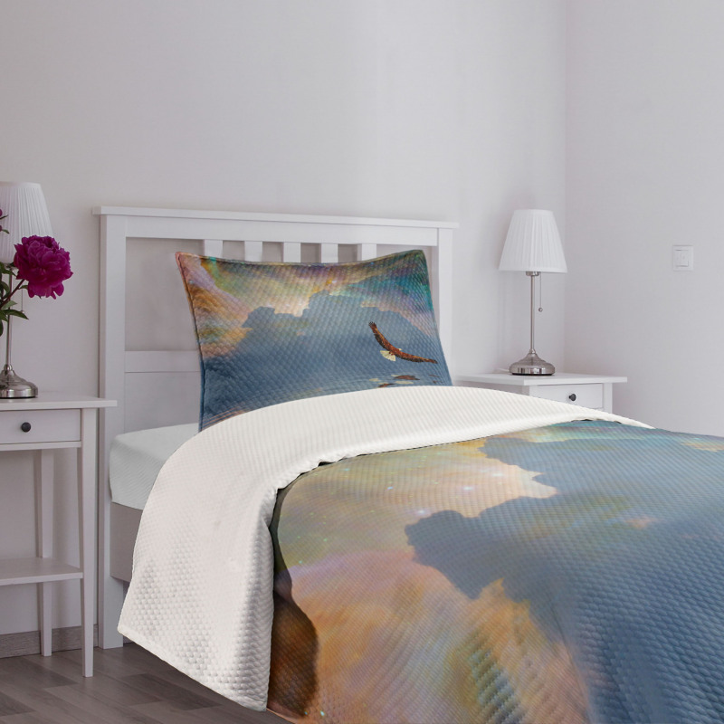 Majestic Huge Bird Flying Bedspread Set