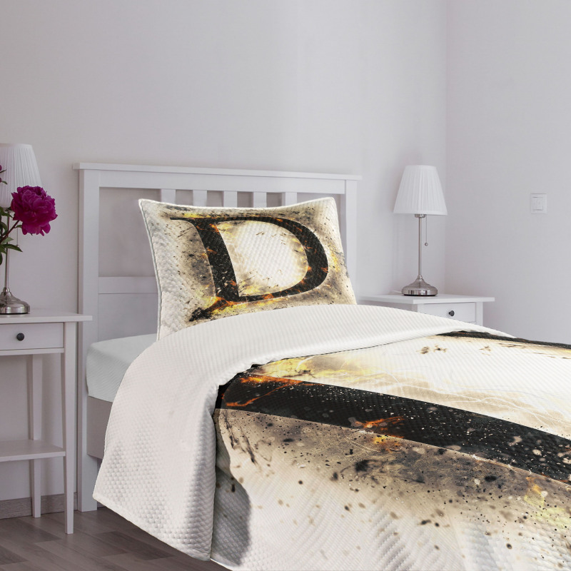 Blazing Uppercase D Bedspread Set