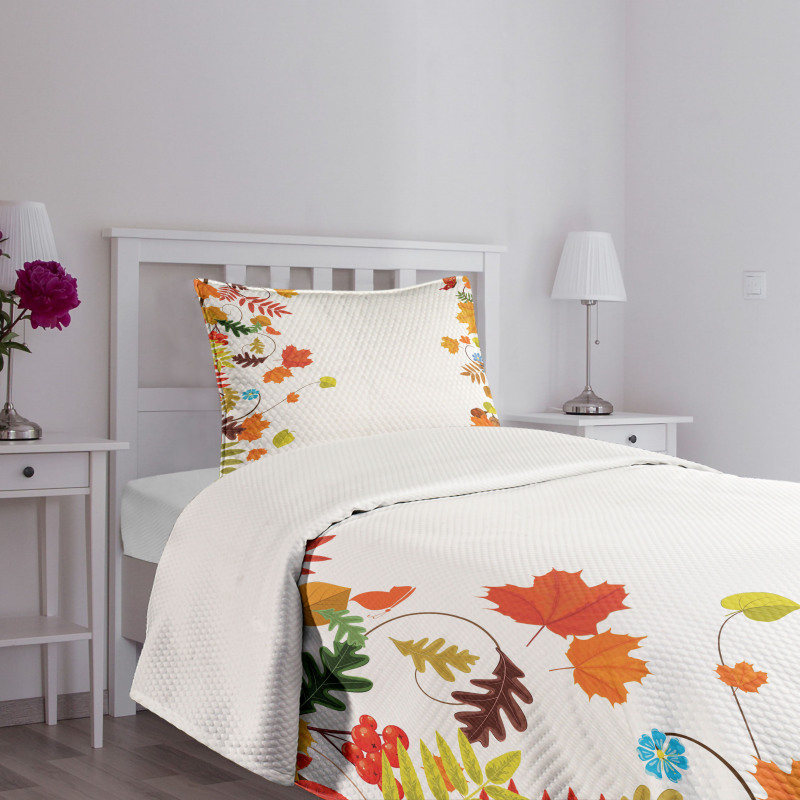 Maple Aspen Leaf Frame Bedspread Set