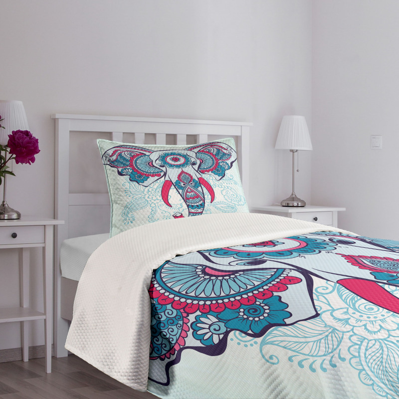 Doodle Elephant Design Bedspread Set