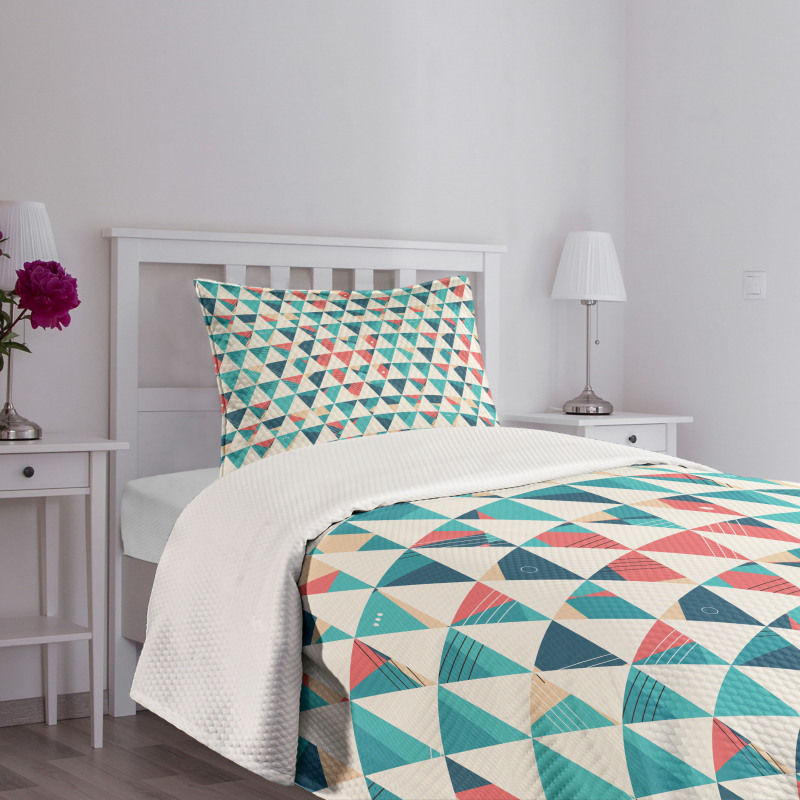 Triangle Hexagons Bedspread Set