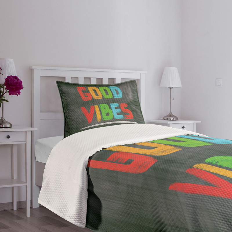 Blackboard Colorful Bedspread Set