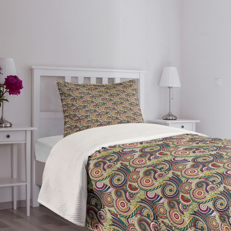 Eastern Doodle Paisley Bedspread Set