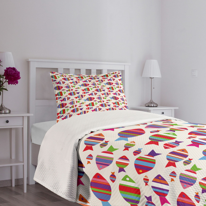 Vibrant Striped Fishes Bedspread Set