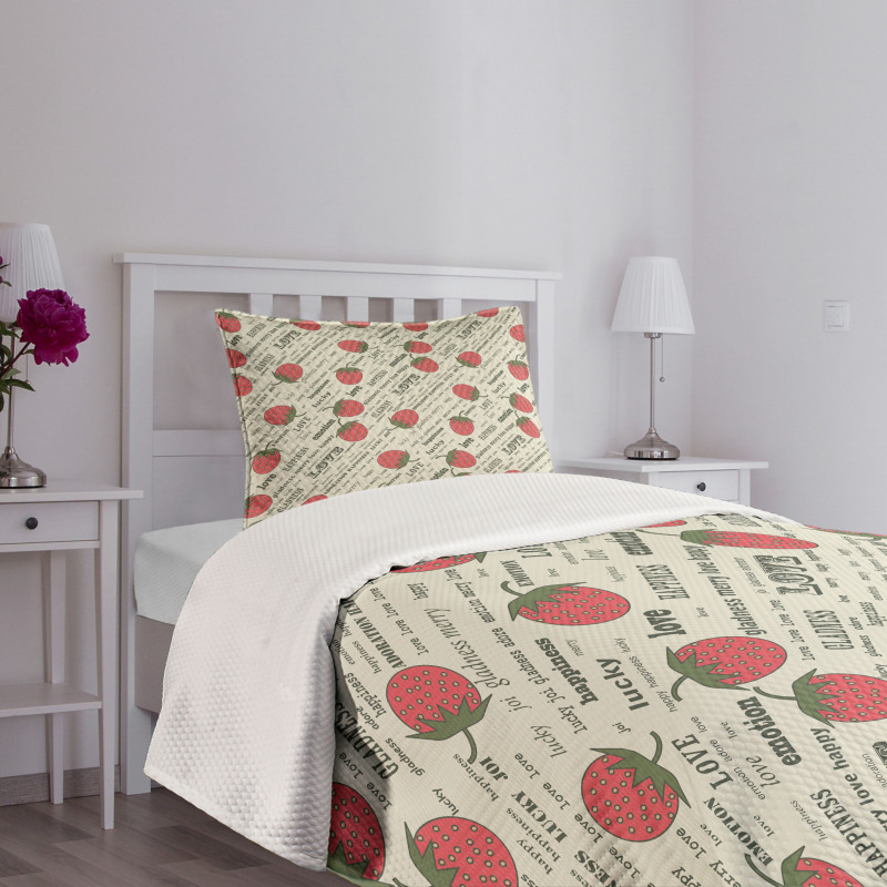 Retro Strawberry Love Bedspread Set