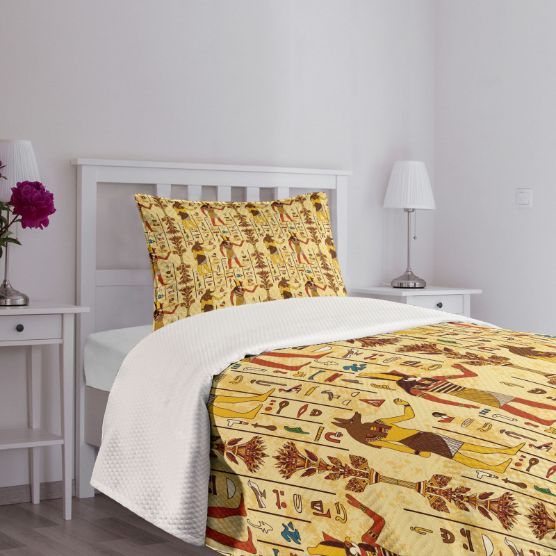 Grunge and Retro Timeless Bedspread Set