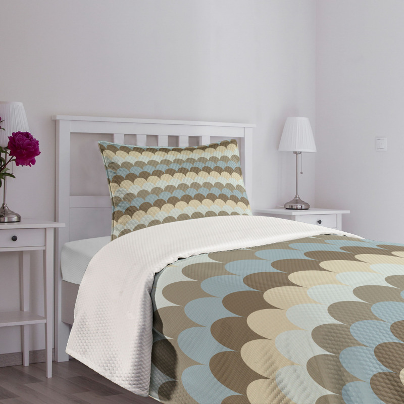 Half Circle Waves Bedspread Set