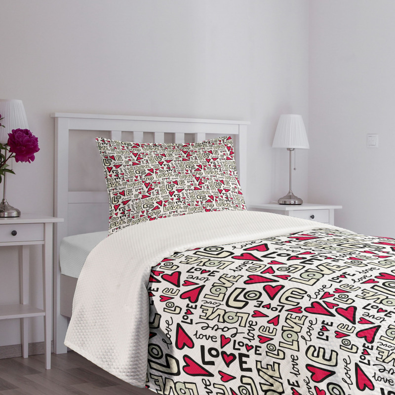 Graffiti Words Romantic Bedspread Set