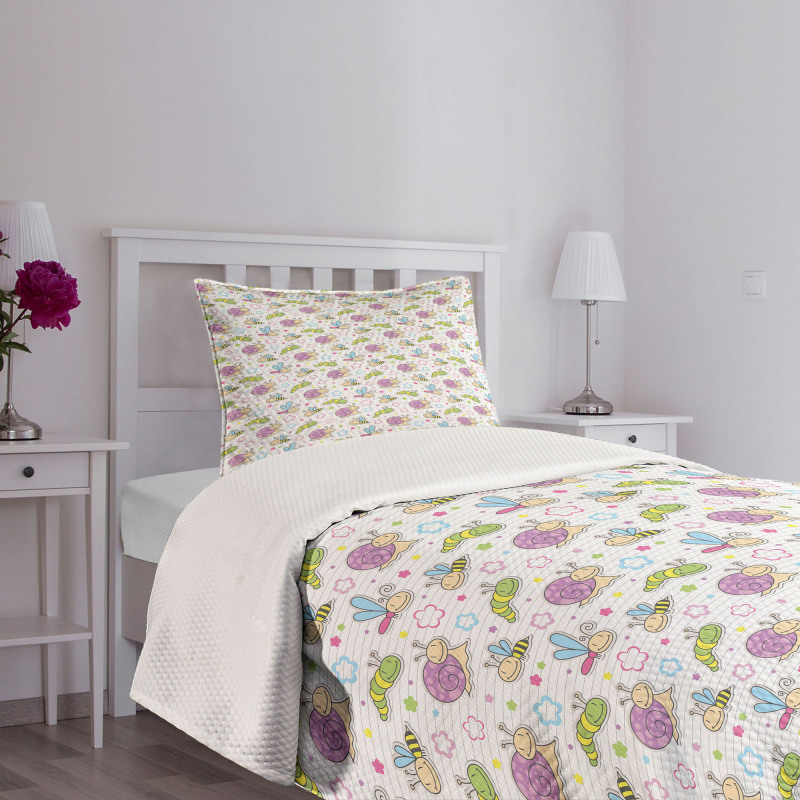 Insects Snail Caterpillar Bedspread Set
